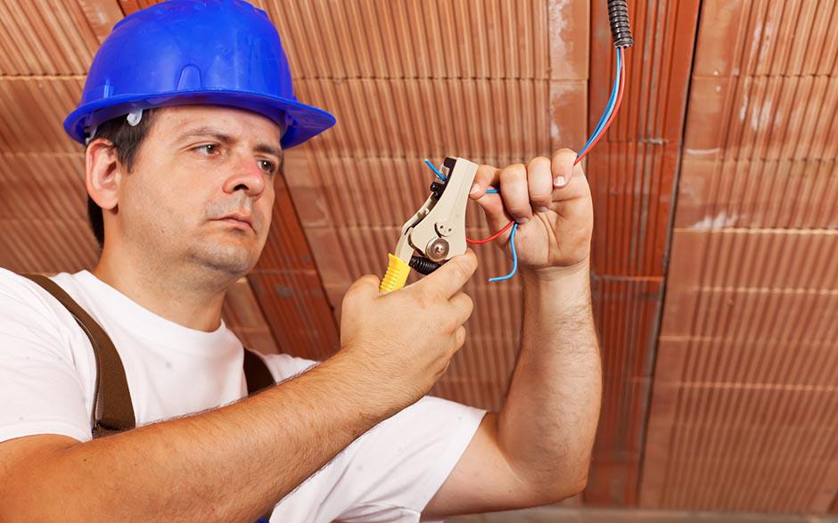 technicien électricien Guyancourt